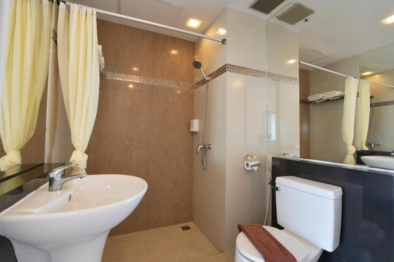 Oyo 109 Ozone Prime Pattaya Exterior foto