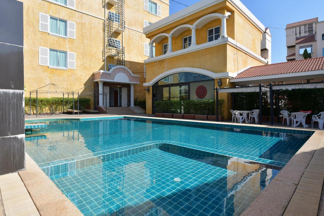 Oyo 109 Ozone Prime Pattaya Exterior foto